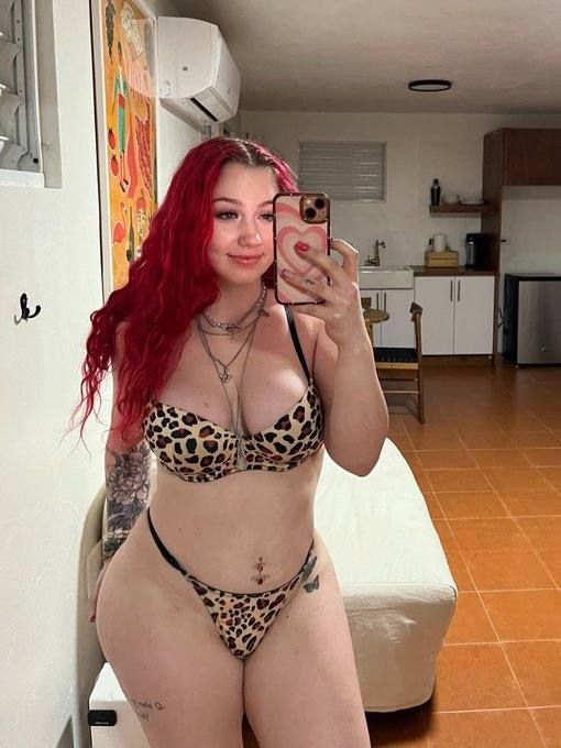 Hot sexy experienced massage therapist down and available for fun and a good massage with erotic happy ending. - Image 2